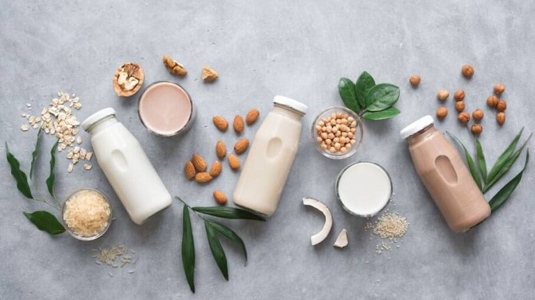 5 dicas para prevenir a osteoporose na menopausa
