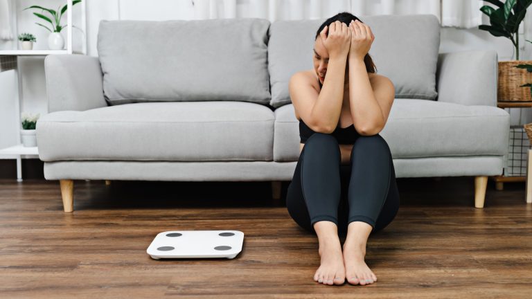 Terapias para emagrecimento e saúde metabólica: o que mulheres em uso de reposição hormonal precisam saber